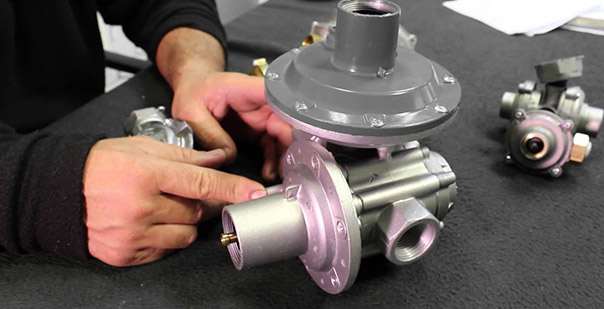 sustitución de reguladores de gas natural